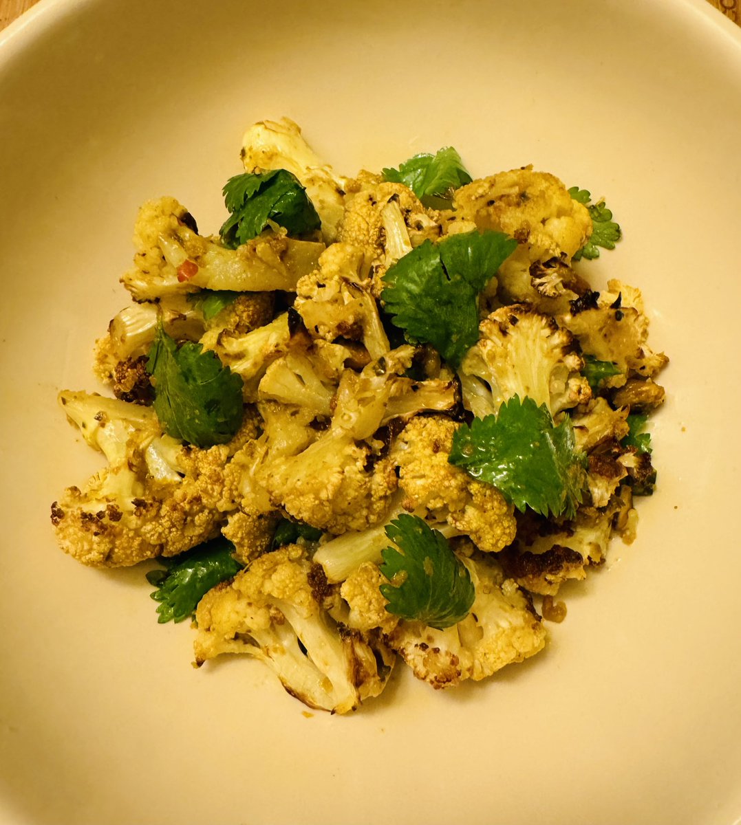 #TGIF side dish: Roasted cauliflower - chermoula - cilantro - pistachio #eatyourveggies