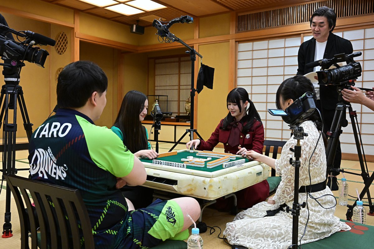 tbschriripon's tweet photo. 2020年1月に始まった『かなりんの #トップ目とれるカナ？』今夜が最終回🀄トップ目ファミリーと行く熱海旅の後編♨白熱対局＆感動のラストまでお見逃しなく！
▶https://t.co/oP40RzL3zM

📺TBSチャンネル1
🕛1月27日(土)24時

#中田花奈 #乃木坂46 #伊藤理々杏
#三田麻央 #鈴木たろう #徳井健太 #麻雀 https://t.co/qR5GmvvjGe