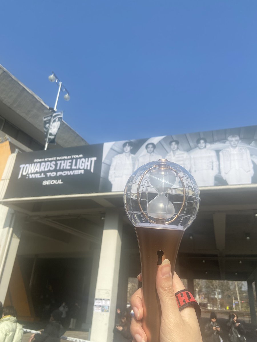 annatrotman's tweet photo. #빛을_향한_에이티즈 #TowardsTheLight #WiLTo_Power #ATEEZ #에이티즈 https://t.co/STC2OfHpZ2