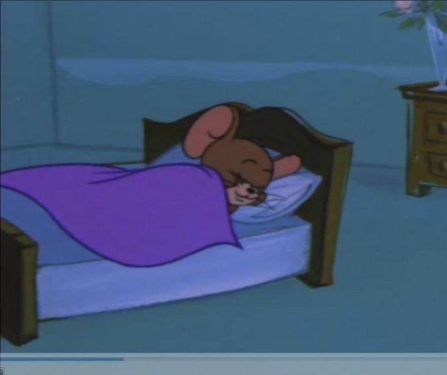 teman temanku diawal tahun 2024 :
- lamaran
- sebentar lagi nikah
- posting kehamilan
- siap siap lahiran

aku :