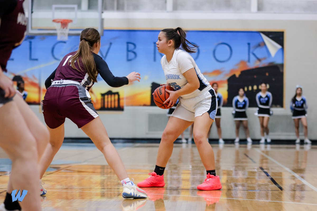 Willowbrook Warriors over Morton Mustangs on 1/26/24. @WB_ATHLETICS @WHS_GirlsHoops1 📸piehousesix.com/012624