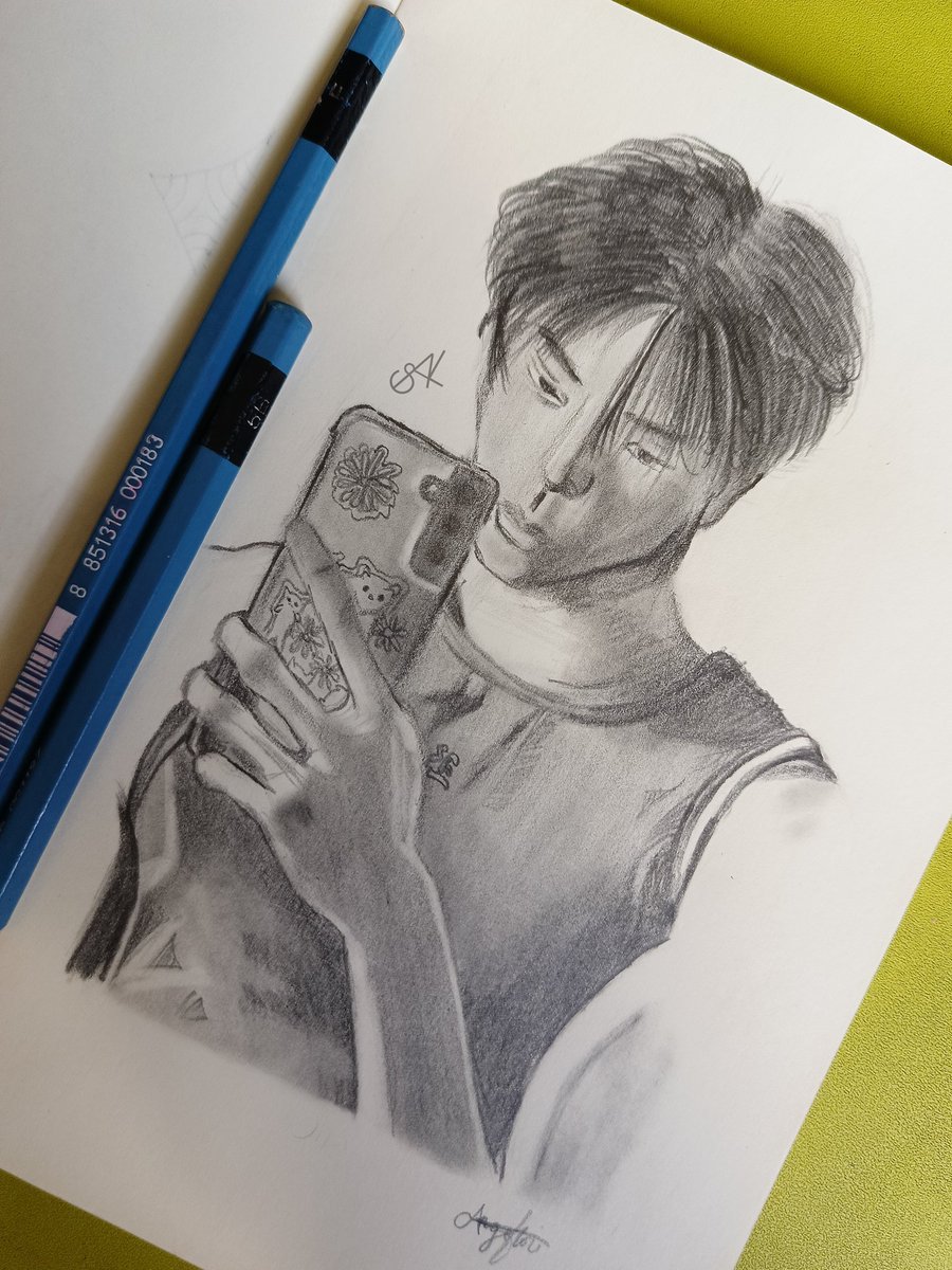 MYARTSOULAB's tweet image. 𝐇𝐚𝐩𝐩𝐲 𝐓𝐚𝐞𝐲𝐨𝐮𝐧𝐠 𝐃𝐚𝐲🤙 

Finished this just in time🥹 I usually don't post my artworks here cuz no one really cares lmao🤣

#CRAVITY #TAEYOUNG
#HAPPYTAEYOUNGDAY
#해피벌스데이영