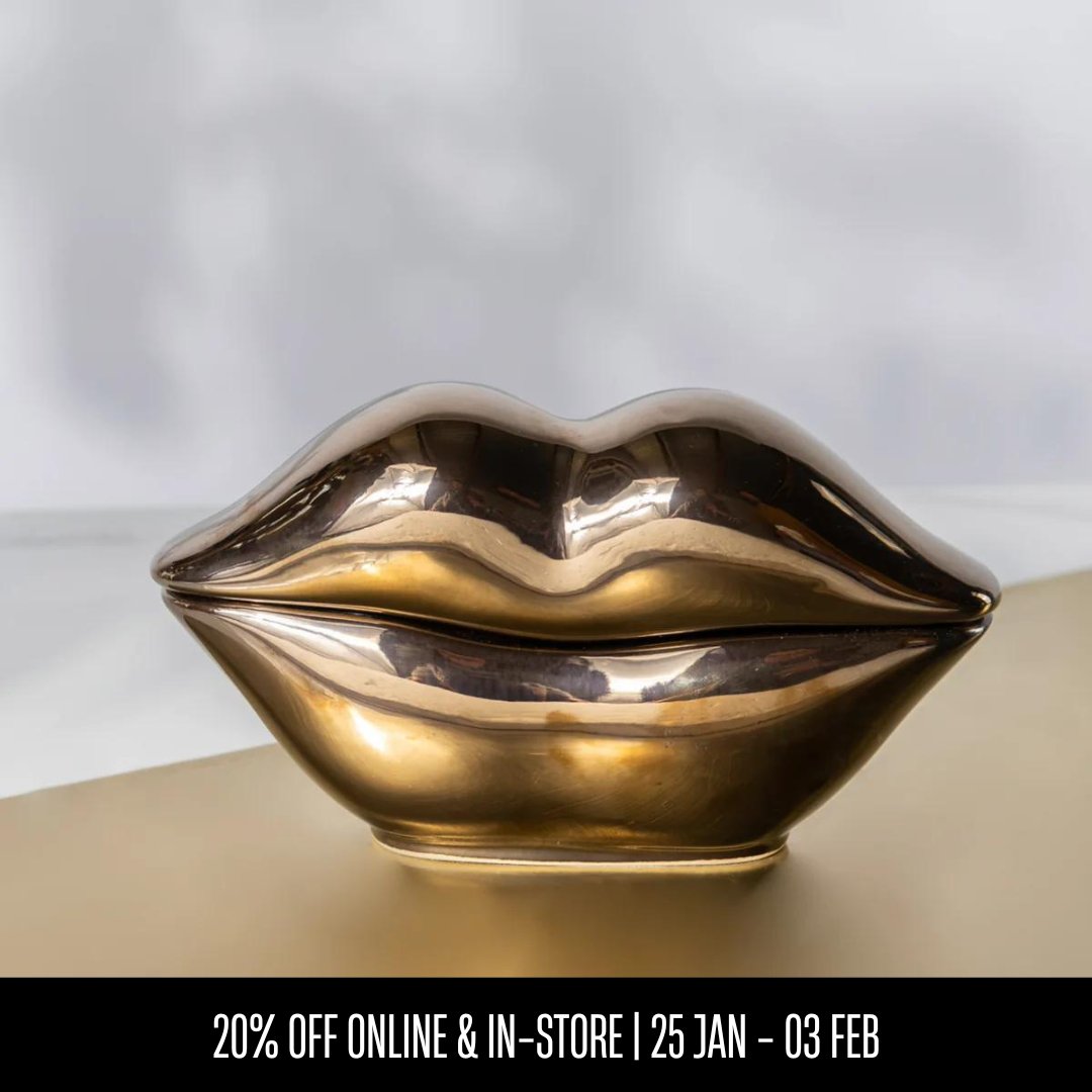 Rialheim's tweet photo. Pucker up for savings! 💋 Our Rocky Horror Utensil Holder is the perfect blend of luxe and allure. Snag yours during our 'Love On Sale' event from Jan 25 - Feb 3, and get 20% off. Both online and in-store.

#goldenkiss #luxurydecor #loveonsale #rialheimsale https://t.co/rOo7N5Hjul