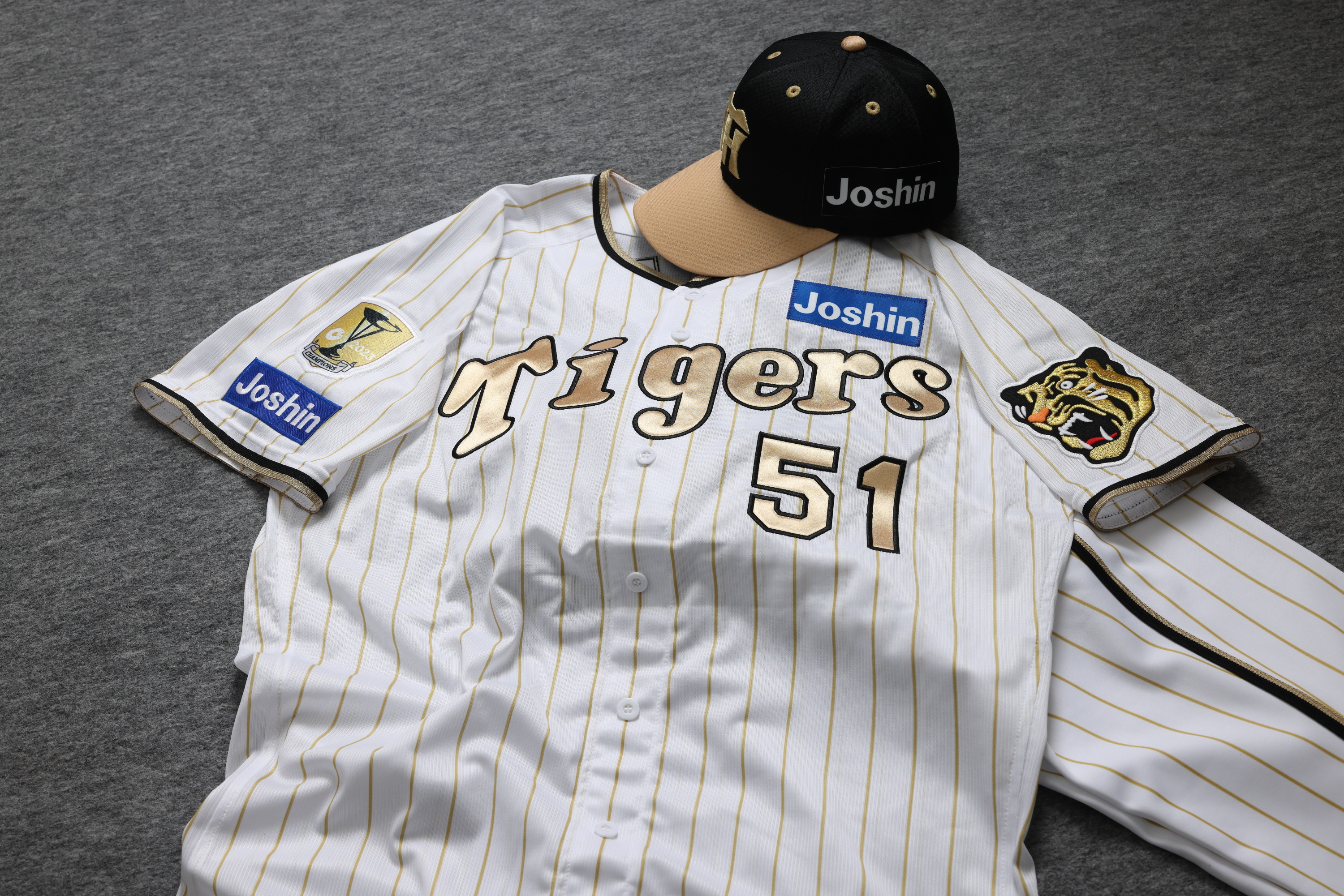 阪神タイガース on X: 阪神タイガース on X:
