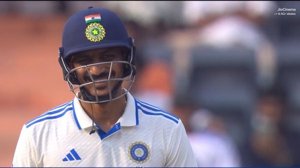 mufaddal_vohra's tweet photo. Axar Patel at No.9 in the last 6 Test  innings in India:

84, 74, 12, 15, 79, 44.

Runs - 308.
Average - 51. https://t.co/gSXz8iNi1Z