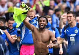 #htafc | We support Kasey Palmer <a href="/kaseypalmer45/">KP45</a> 

Once a Terrier, always a Terrier.
