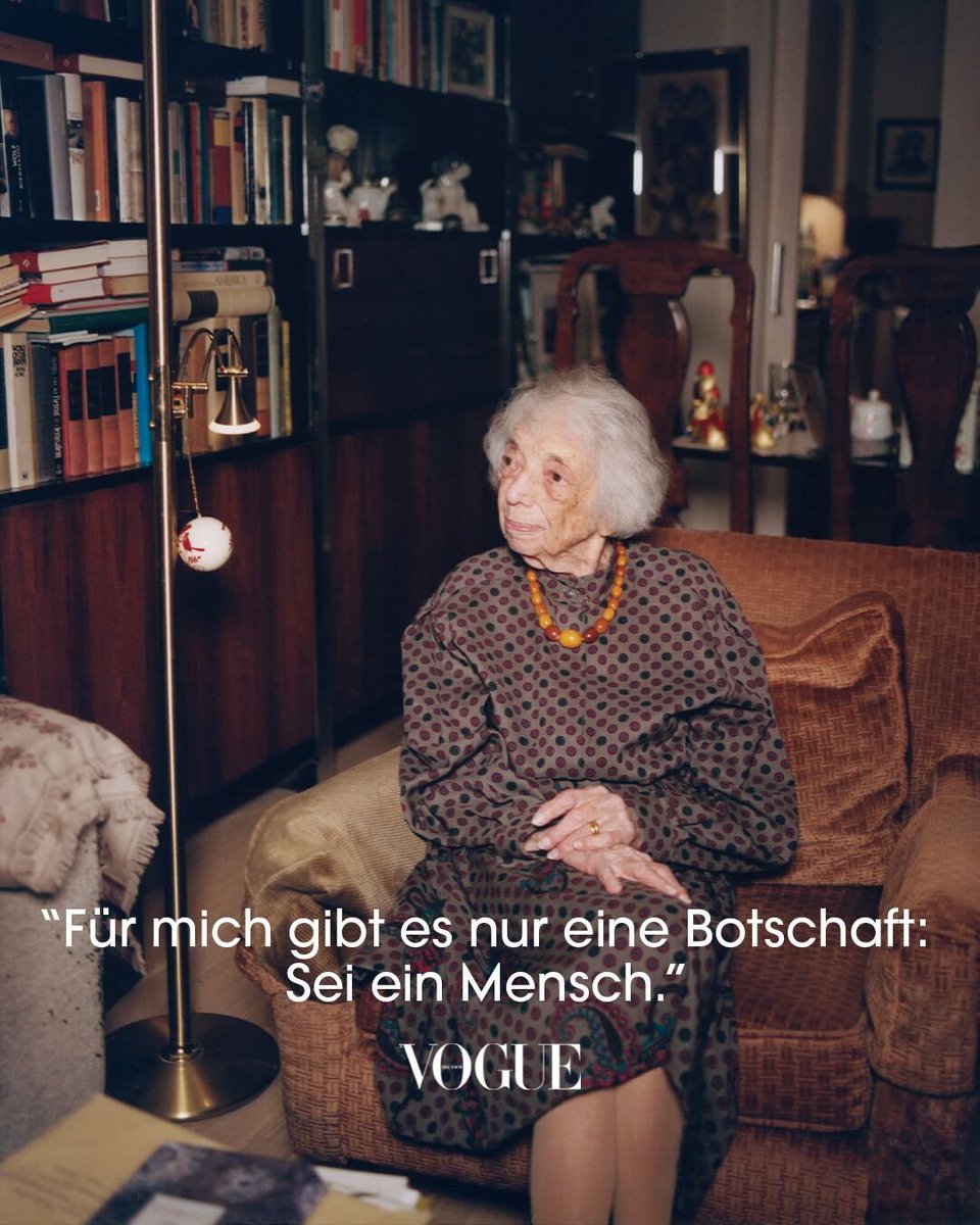 #HolocaustGedenktag: Die Holocaust-Überlebende Margot Friedländer im VOGUE-Interview ➡️ vogue.de/artikel/margot…
#voguegermany #niewiederistjetzt #weremember