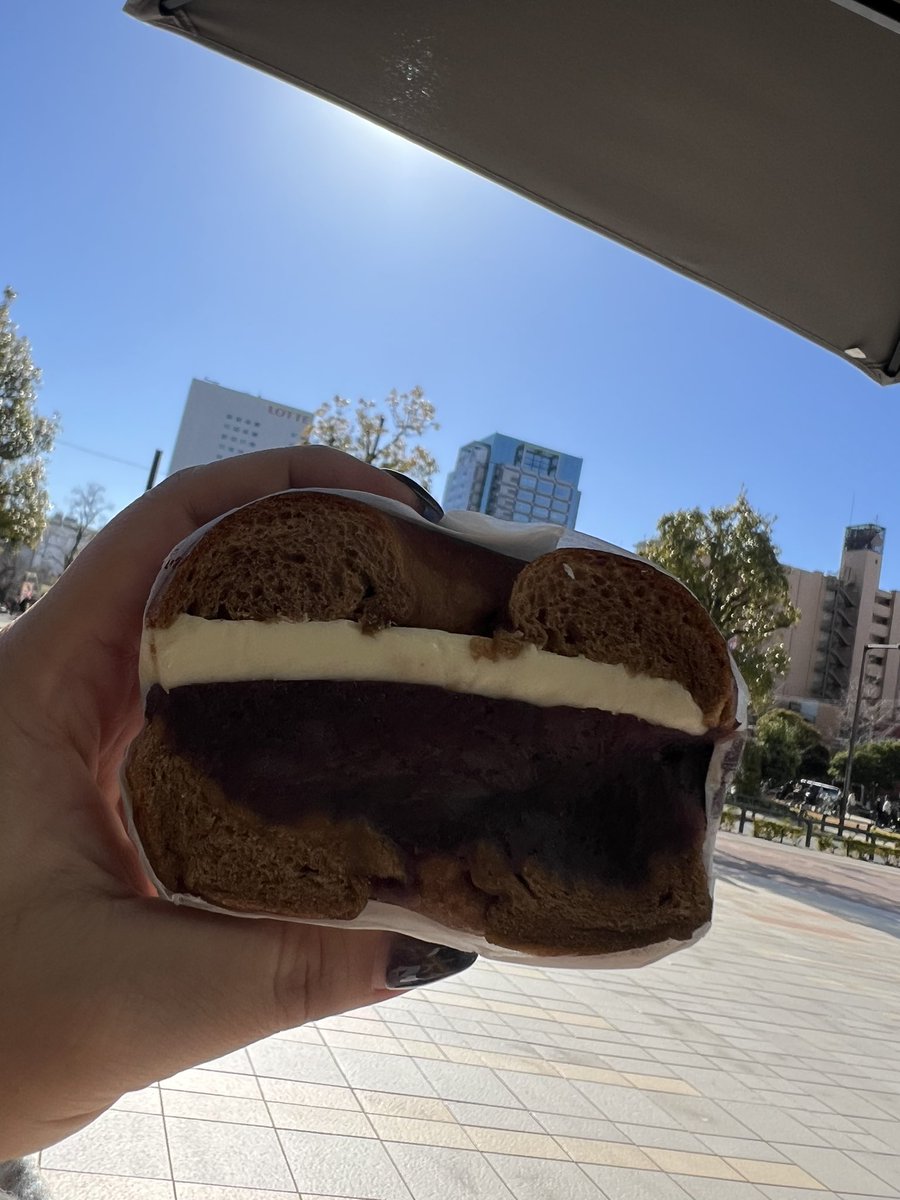 ng_pm_uk_322's tweet image. オリナス錦糸町でやってる
パンタスティック行ってきたー🍞

名古屋 #conamore さんの
コーヒーあんバターサンド
たっぷりのあんことバターの塩気
それにほろ苦コーヒーベーグル🥯
とっても美味しゅうございました♡
地元のパン屋さんが
出店してくれてるの嬉しいなぁ🤭

#あんバタだー 
#ABnogu