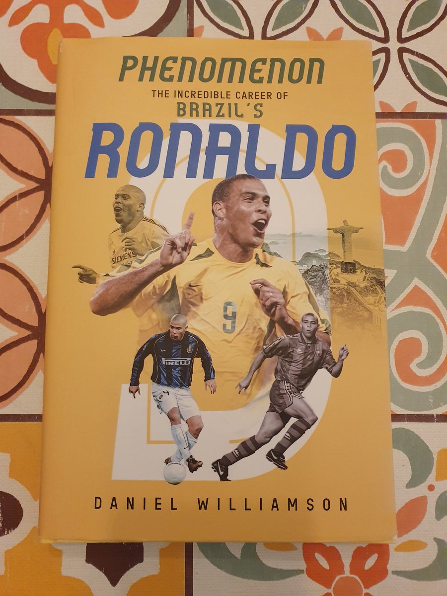 GavFerry's tweet photo. @winkveron what a player and career, they dont come along often. Great read reminded me of football growing up ⚽️🇧🇷 https://t.co/QyzUhaODyD