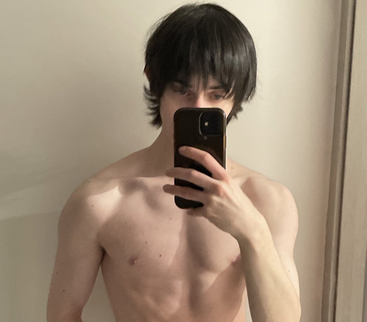 vampwyre7's tweet photo. do u guys like it? 🥺🫶 https://t.co/ZpNgIOkGQr