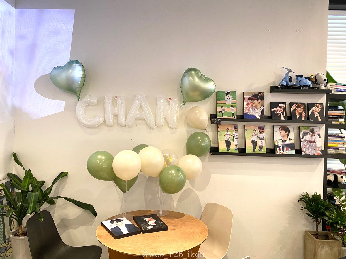 .

멋진 카페 감사합니다!!

☕️ <a href="/ChanwooCrush_/">Chanwoo Crush♡</a> ☕️

#HappyChanwooDay
#SweetestChanwooDay
#26일태어난_찬우_26살됐다
#윈터프린스_탄신일 #iKON #아이콘　#CHANWOO #CHAN #정찬우 #찬우 #チャヌ