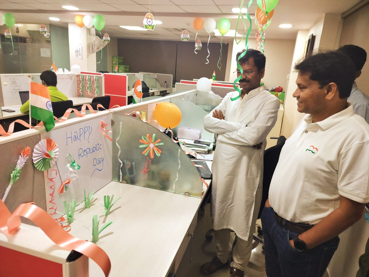 SimplyBizIndia's tweet image. Happy Republic Day from our incredible team at #Simplybiz. Our celebration unfolded as a testament to unity in diversity, with our exceptional team converging from various states and languages.
#HappyRepublicDay