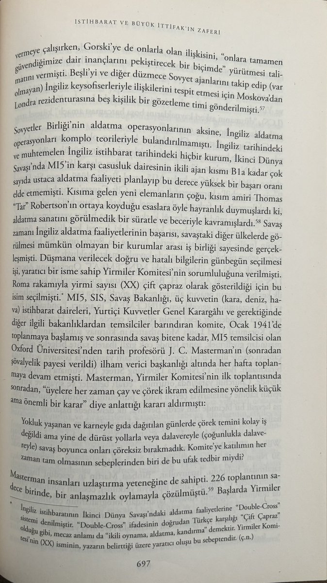 2. Dünya Savaşı'nda geçen ve başrolde Colin Firth'ün oynadığı Operation Mincemeat filminde Müttefiklerin planladığı saldırı öncesinde dezenformasyon yoluyla aldatmaya yönelik  “Double-Cross” diye tabir edilen istihbarat faaliyetleri konu edilmiştir. youtu.be/zwkSyrN0mvY?si…