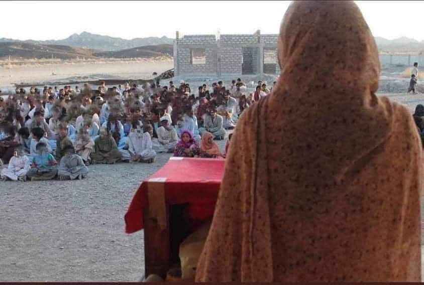 Adam11Baloch's tweet photo. The Pakistani state thought that after killing Karima Baloch, the Baloch nation would become scared and silent over the years of state-barbaric policies. But This state will never understand that ideology never dies but fills up thousands of hearts and gets more strength.
#Baloch https://t.co/AXhVP4typN