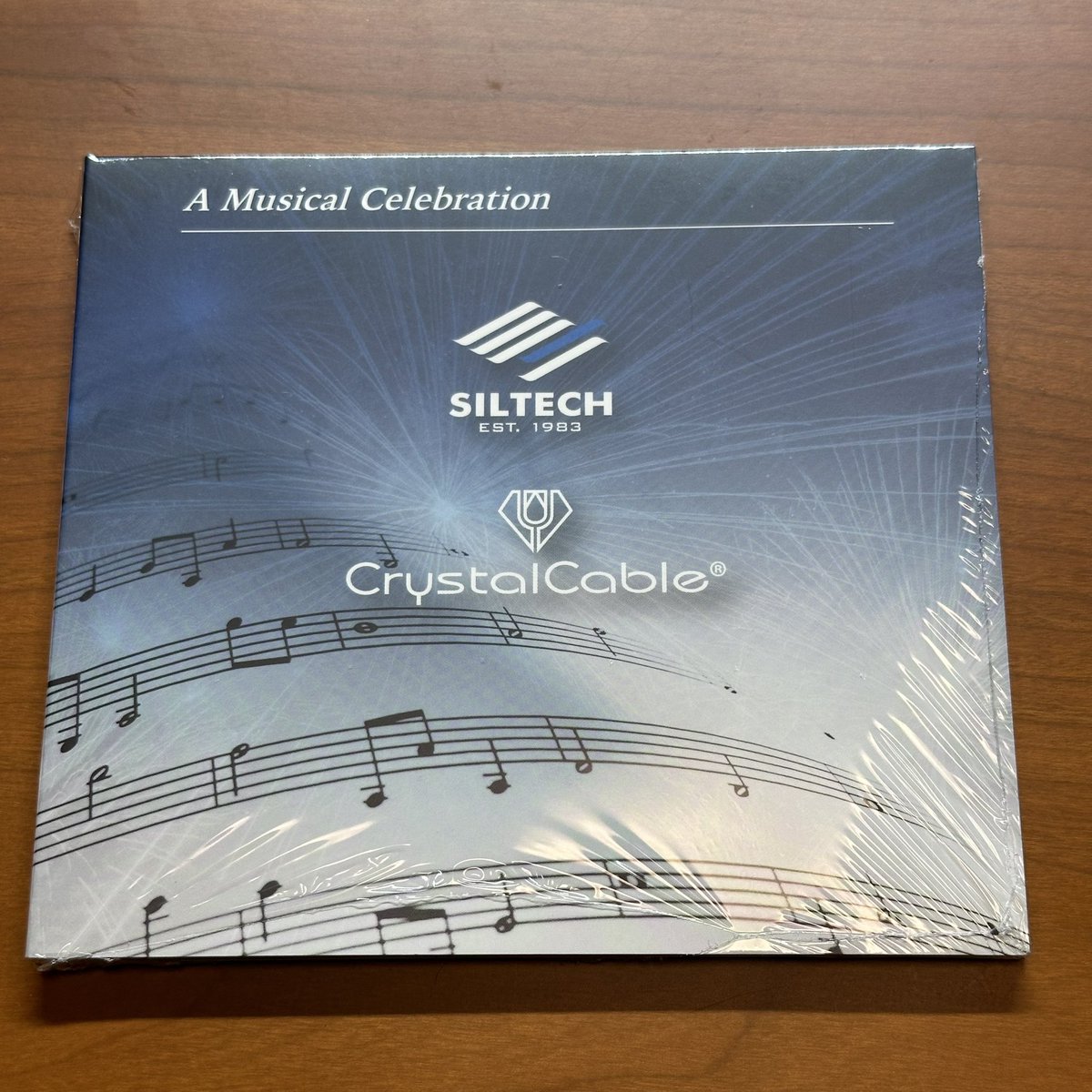 C5IZhZy7LjJmVl8's tweet image. #CrystalCable さんと #SILTECH さんのCD楽しみです！