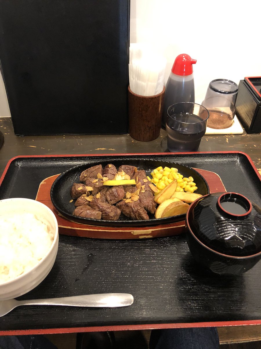 eq4RRKKtl8MVIkn's tweet photo. 山鹿市のTAMAYANに行ってきました😊
お好み焼きとステーキのお店🤩
どっちを食べるか悩み抜いて、本日は肉🥓
牛ハラミステーキをいただきました🤤
値段もリーズナブルで凄く美味しかったです。次回は、お好み焼き🤤
#ハーレー
#ブレイクアウト
#TAMAYAN https://t.co/TrKfkv06zX