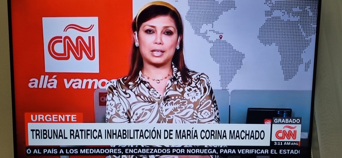 tochinho1985's tweet photo. @NicolasMaduro desde el extranjero vemos como ejerces la democracia, inhabilitando a la oposición y puedas seguir con tu macabro gobierno. Eres un cáncer para los Latinoamericanos!!! https://t.co/Xs00yfcxxX