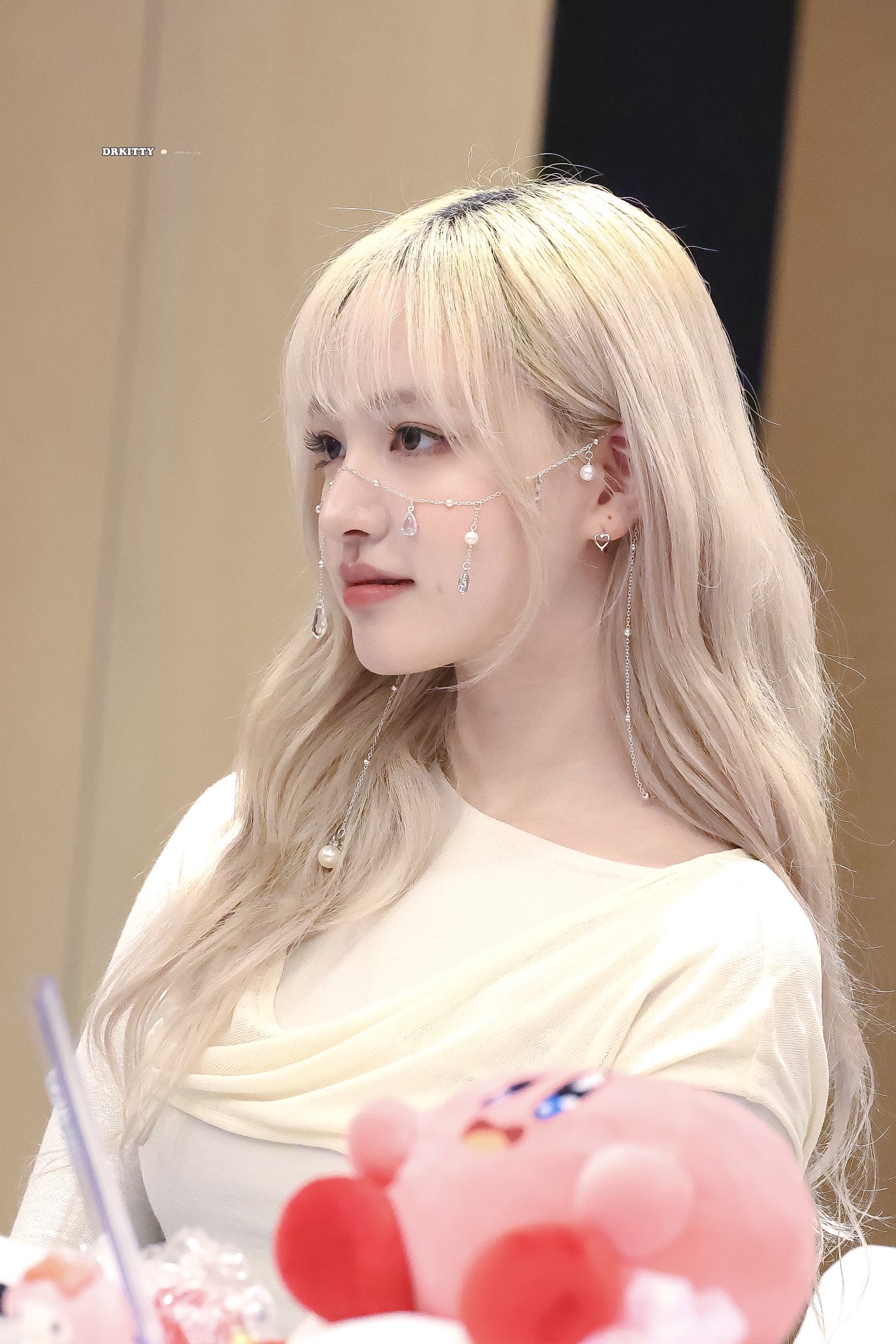 GE1C2f1XwAAGQ0z?format=jpg&name=large