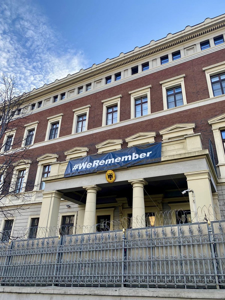 AlmanyaBE tweet media