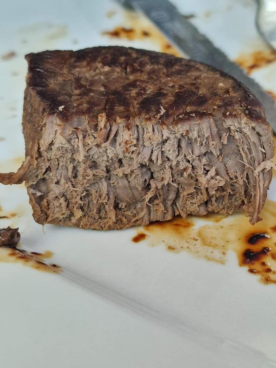KingDon_za's tweet photo. If my steak doesn't look anything like this I don't want it https://t.co/n2BGeEqFc2