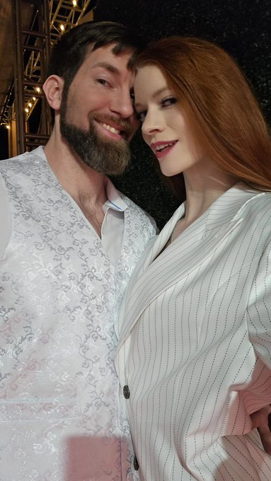 White Party Red carpet ❤️ https://t.co/lUS8B00Qav<a href="/tag/mvsales"class="tags"><span>#mvsales</span></a>