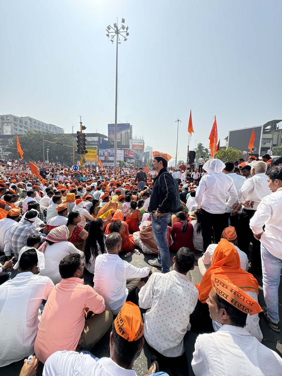 मी आत्ताच कोणताही निष्कर्ष काढणार नाही. सध्या जल्लोषाची वेळ आहे🔥काही अंशी लढाई मध्ये यश आलेलं आहे परंतु लढाई अजुन संपलेली नाही. जो पर्यंत सर्व गरजू मराठ्यांना या निर्णयाचा लाभ मिळत नाही तो पर्यंत सध्यातरी याचा आनंद राखून ठेवतोय🙏 बाकी जरांगे दादा चे योगदान अमूल्यच❤️जय शिवराय🚩