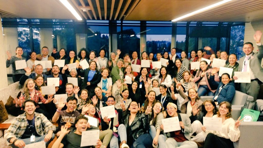 <a href="/LakeridgeHealth/">Lakeridge Health</a> <a href="/RNAO/">RNAO</a> Hugely PROUD of our colleagues at <a href="/LakeridgeHealth/">Lakeridge Health</a> for your dedication to evidence-based practice &amp; person-centred care.

THANKS #Champions President &amp; CEO RN Cynthia Davies &amp; Chief Nurse <a href="/McgrathPetrina/">petrina mcgrath</a> for #leading with expertise &amp; passion.

#BPSO a social movement of science‼️