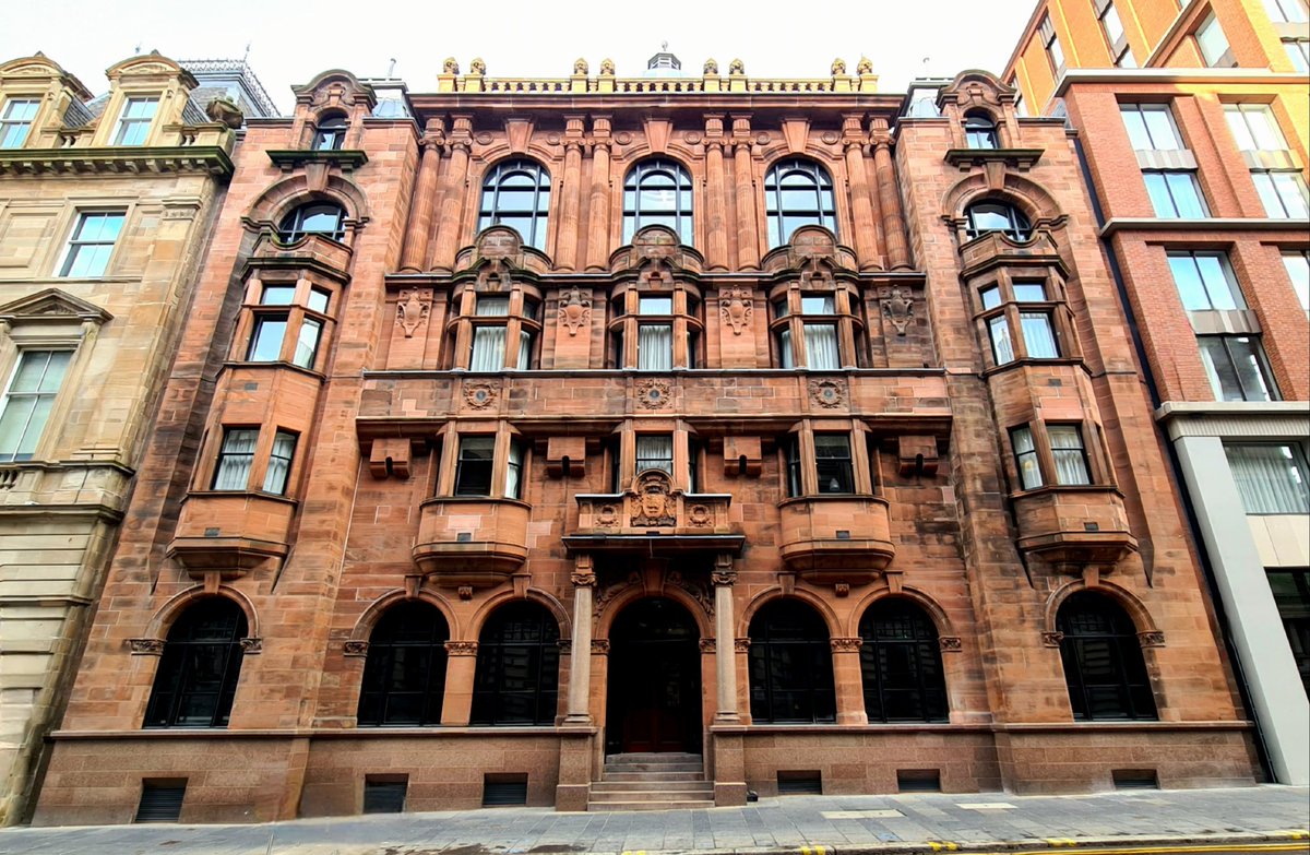 The magnificent former Parish Council Offices on George Street in Glasgow. Designed by Thomson and Sandilands in an Edwardian Baroque style they were constructed in 1900.

Cont./

#glasgow #architecture #glasgowbuildings #georgestreet #buildingphotography #architecturephotography