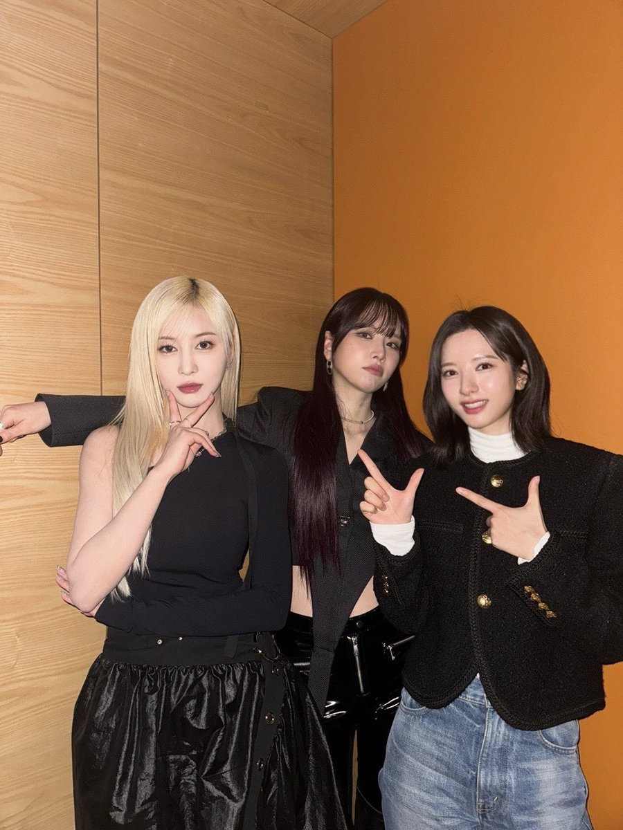 [📷]
240127 #MBC #음악중심

#설아 #SEOLA
#Without_U #INSIDEOUT 
#우주소녀 #WJSN 
#다영 #DAYOUNG 
#보나 #BONA #김지연 #KimJiYeon