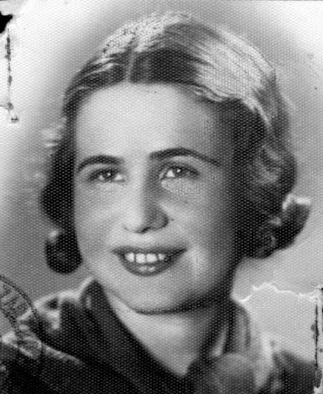 Irena Sendler, this Polish Catholic nurse saved the lives of 2500 Jewish children from the Nazis during the Holocaust. Let's remember her on this Holocaust Rememberence Day.