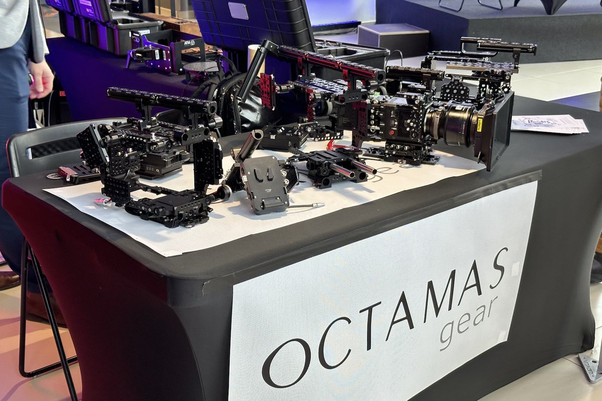 OCTAMASgear's tweet image. Check out SWISS cage + Power solutions BURANO @ SONY booth @ ATM Lens Days 2024

#cameraaccessories #cinematographer #focuspuller #focuspulleratwork #octamas_gear #octamas.gear #cvptv #cvpgroup #xinegear #BandPro #16x9inc #schweizervideo #hnb_broadcast #atmlensdays #sonyburano