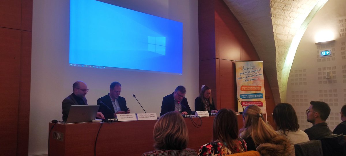 Assemblée générale de l'UDOGEC 43-15 en présence de Pierre-Vincent GUERET, Président de la #FNOGEC.
Merci à tous les bénévoles de nos établissements. 
<a href="/EnsCatho/">Enseignement catho</a>