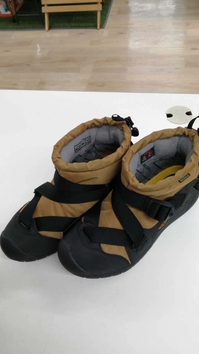 offhouse0716's tweet photo. 新入荷情報🌟
本日、＃SOREL #KEEN
ブーツお売りいただきました🥰
冬に一足は欲しいアイテム☝️💡
冬の温かウェアも、
まだまだ買取中です！
是非お持ち下さい😊
#ハードオフ
#オフハウス
#アウスポ
#冬ブーツ　#アウトドア https://t.co/bmczbnhMwE