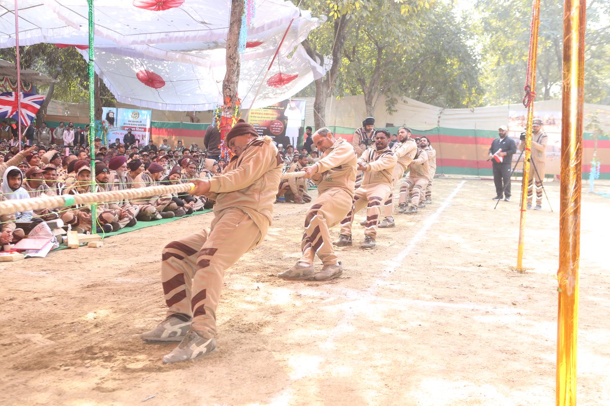 GreenSwelfares's tweet photo. The historic game of "Rassakashi" dates back centuries and holds cultural significance across the country. Reflecting the enduring values of strength, unity and perseverance, it has been a popular recreational activity at festivals, fairs, and gatherings across India.
Today, the Green 'S' champions complete neck to neck; may the best team win!#FoundationDay #23rdAnniversary #RamRahim #SportsMeet