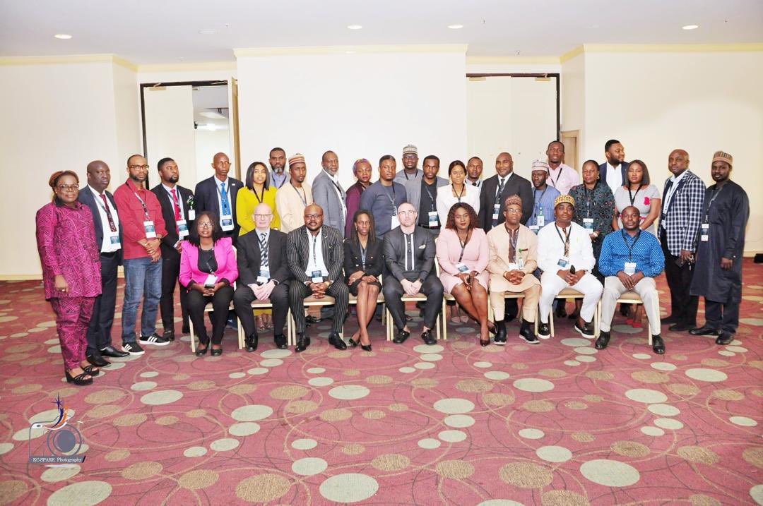 🇬🇧Head of Prosperity in 🇳🇬, Kris Camponi, delivering remarks at a 4-day capacity building workshop on 'building trust and standardization in digital transformation' for participants from NG federal government ministries, departments, agencies, & institutions. @SONNigeria @BSI_UK