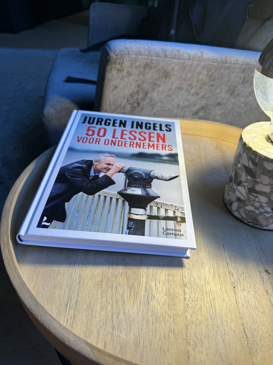 Boek 17 verrassend herkenbaar. <a href="/jurgen_ingels/">Jurgen Ingels</a> En ja ik raad het ook aan mijn kinderen aan. Trouwens aan ieder die wil ondernemen. Eigenlijk gewoon aan iedereen. Super goed boek. 🙏 voor de tip <a href="/tombeyers2/">tombeyers</a> #50books52weekschallenge