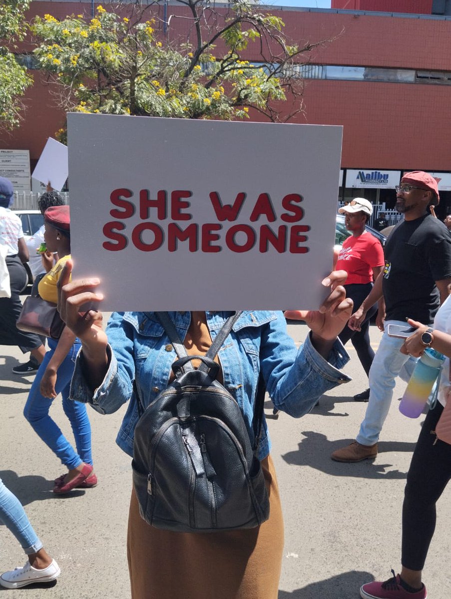 The protests in Nairobi as they happened today:

#SilencingWomen
#TotalShutDownKE
#EndFemicideKE 

📸 <a href="/tom_mukhwana/">Tom Mukhwana</a>