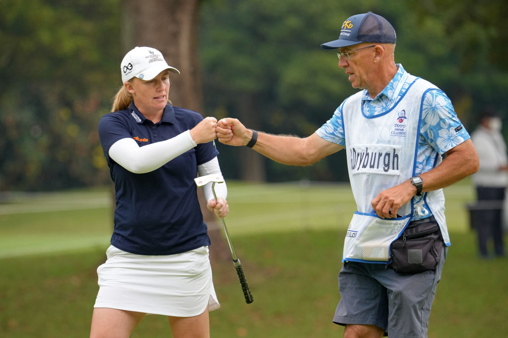 After finishing with four straight birdies, 🏴󠁧󠁢󠁳󠁣󠁴󠁿's Gemma Dryburgh ⬇️ adds 68 to her opening 69. On -5, she sits T9 in @LPGA Drive On Championship at Bradenton CC in Florida, where American Nelly Korda (65-67) leads on -10 @ScotsmanSport @gemmadryburgh