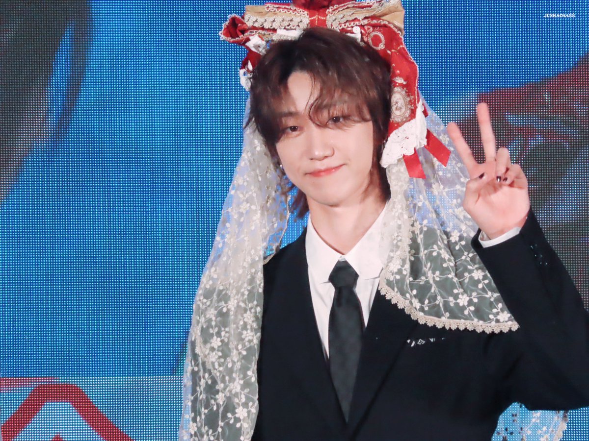 240118 YIZHIYU FANSIGN 

#세븐틴 #SEVENTEEN #디에잇 #THE8 #서명호 #徐明浩