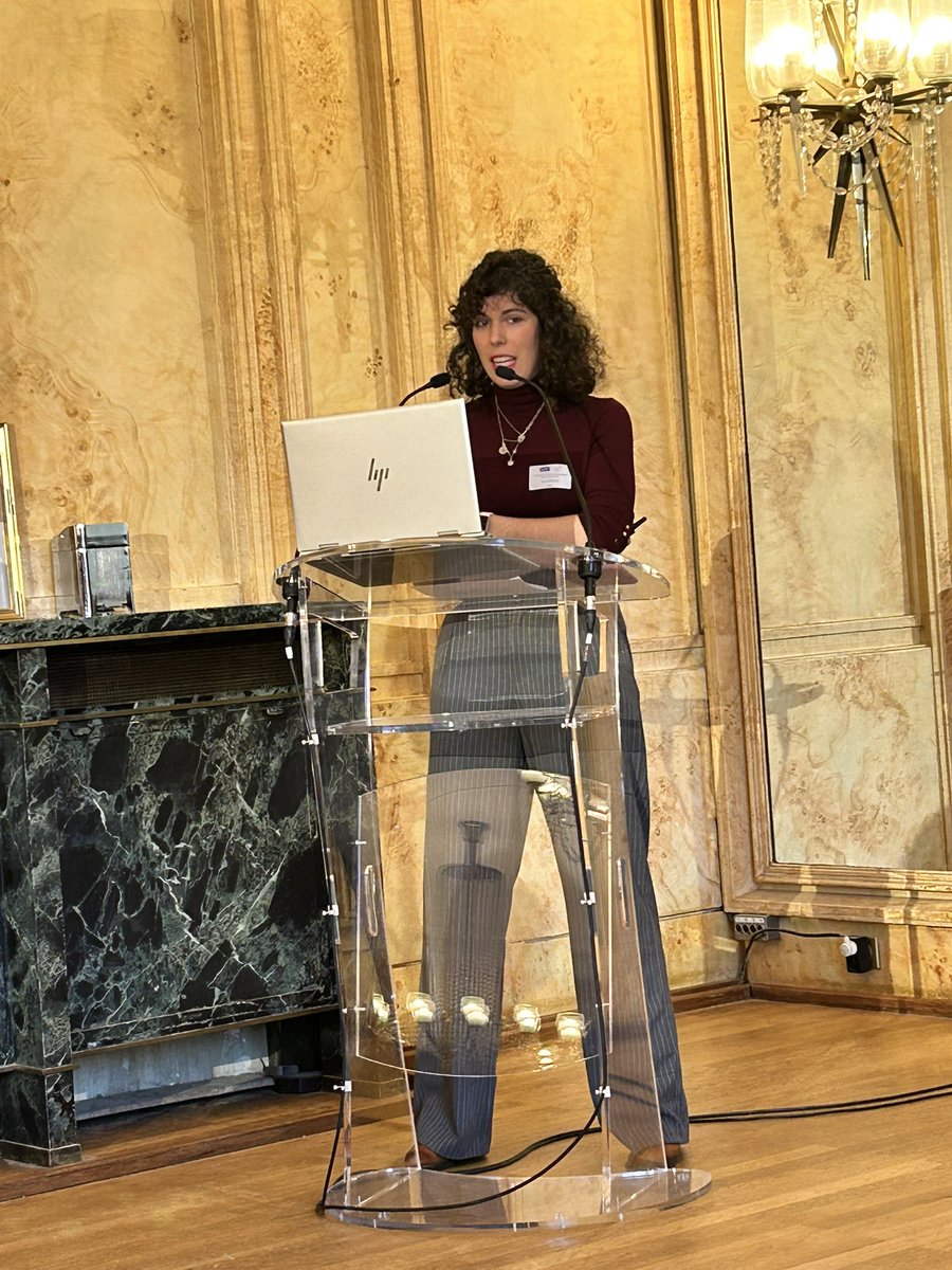 ffcd_cancerdig's tweet photo. La recherche en soins présentée par Esther Molina @institut_curie : les opportunités remporteront sur les
contraintes. Réflexion sur une recherche en soins en partenariat AFIC-FFCD @laliguecancer @Institut_cancer #JFCD2024 #Paris https://t.co/j31J0E0aTY
