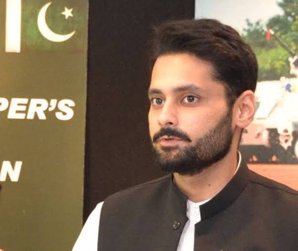 These two candidates are the most deserving in my opinion. I am not from their region but have met one of them. I believe they are going to deliver if given chance <a href="/ammaralijan/">Ammar Ali Jan</a> <a href="/MJibranNasir/">M. Jibran Nasir 🇵🇸</a> . Please do cast your vote for them. You can bring a change by voting for them.