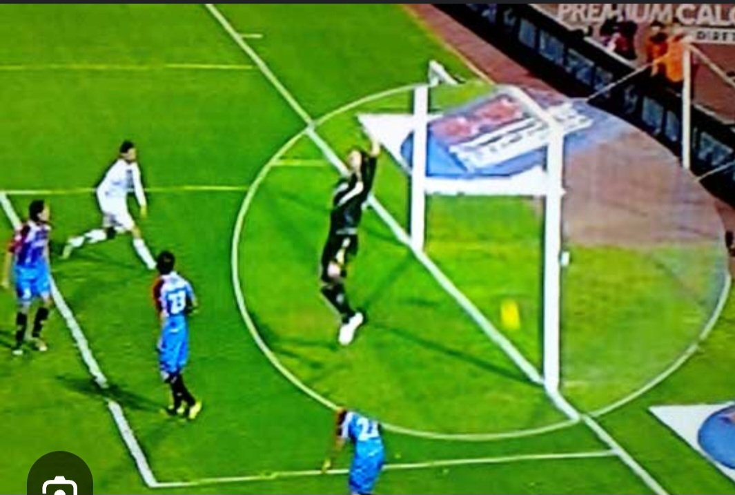 GiovanniLustro's tweet photo. @PeliDario @juventusfans #cataniajuventus https://t.co/Dprua1wNmg