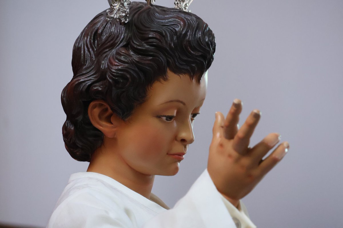 Desde la Junta de Gobierno queremos desear a la querida <a href="/SacramentalDN/">SacramentaldelaOliva</a> un fructífera salida procesional por las calles de nuestra feligresía en la tarde de hoy.

Que el Dulce Nombre de Jesús llene de Fe y Esperanza las calles de Dos Hermanas.