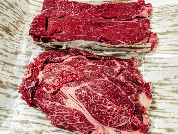 お肉!!🥩✨(バァァ～～～ン) 