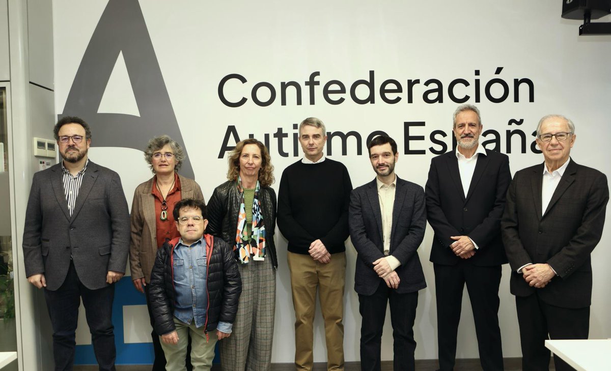 Autismo España (@autismo_espana) on Twitter photo El ministro de <a href="/MSocialGob/">Ministerio de Derechos Sociales, Consumo y A2030</a>, <a href="/pbustinduy/">Pablo Bustinduy</a>, se reúne con nuestra Junta Directiva para conocer la situación de las personas con #autismo y sus familias en España. A continuación inaugurará la primera Asamblea General de 2024 de la Confederación El ministro de <a href="/MSocialGob/">Ministerio de Derechos Sociales, Consumo y A2030</a>, <a href="/pbustinduy/">Pablo Bustinduy</a>, se reúne con nuestra Junta Directiva para conocer la situación de las personas con #autismo y sus familias en España. A continuación inaugurará la primera Asamblea General de 2024 de la Confederación