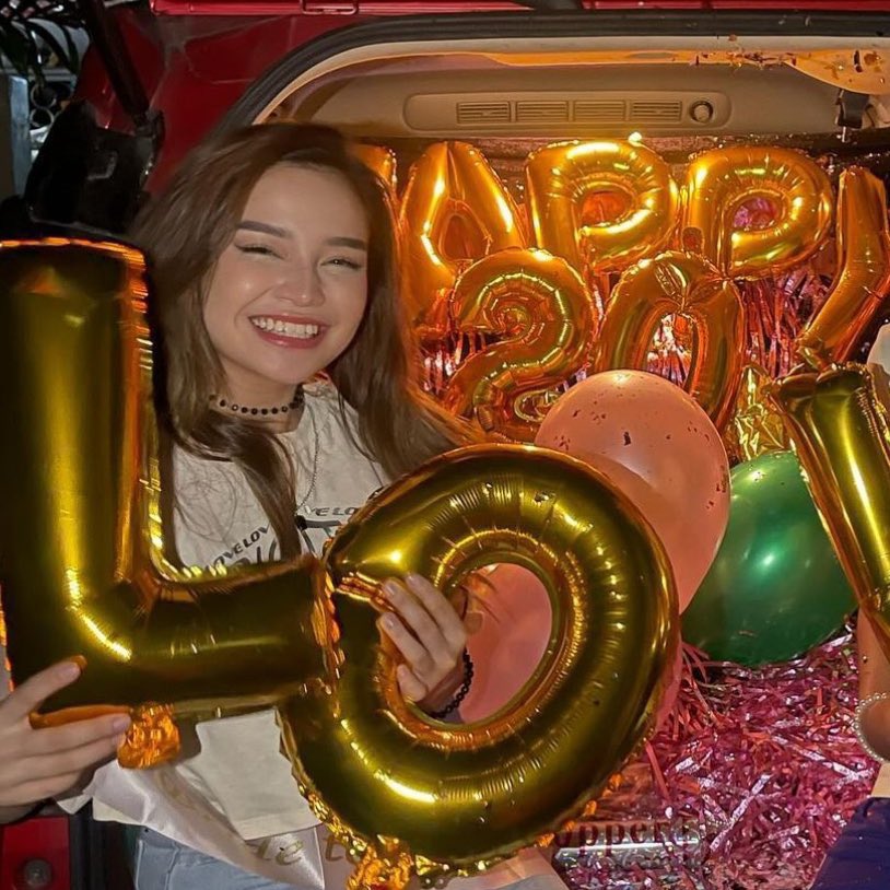 HAPPIEST BIRTHDAY to my girl, Xyriel Manabat 💗🙌🏼

May all your wishes come true and we are wishing to see more of you in future projects! 🤩 You are the moment!

HAPPY BIRTHDAY XYRIEL