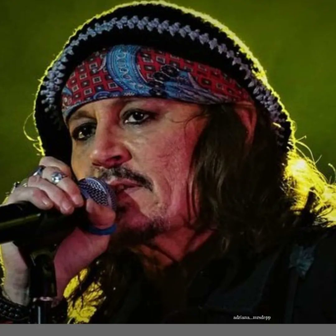 Saharakari's tweet photo. Have a great Saturday π These are photos from the 2023 Tour with the Hollywood Vampires in Scarborough, UK.
Credits πΈ the owner
#JohnnyDeppIsMoreImportant
#johnnydeppisarockstar
#johnnydeppisalegend
#johnnydeppisloved
#johnnydeppthebest
#Memories #pixelcut https://t.co/WaIj2pcu5n