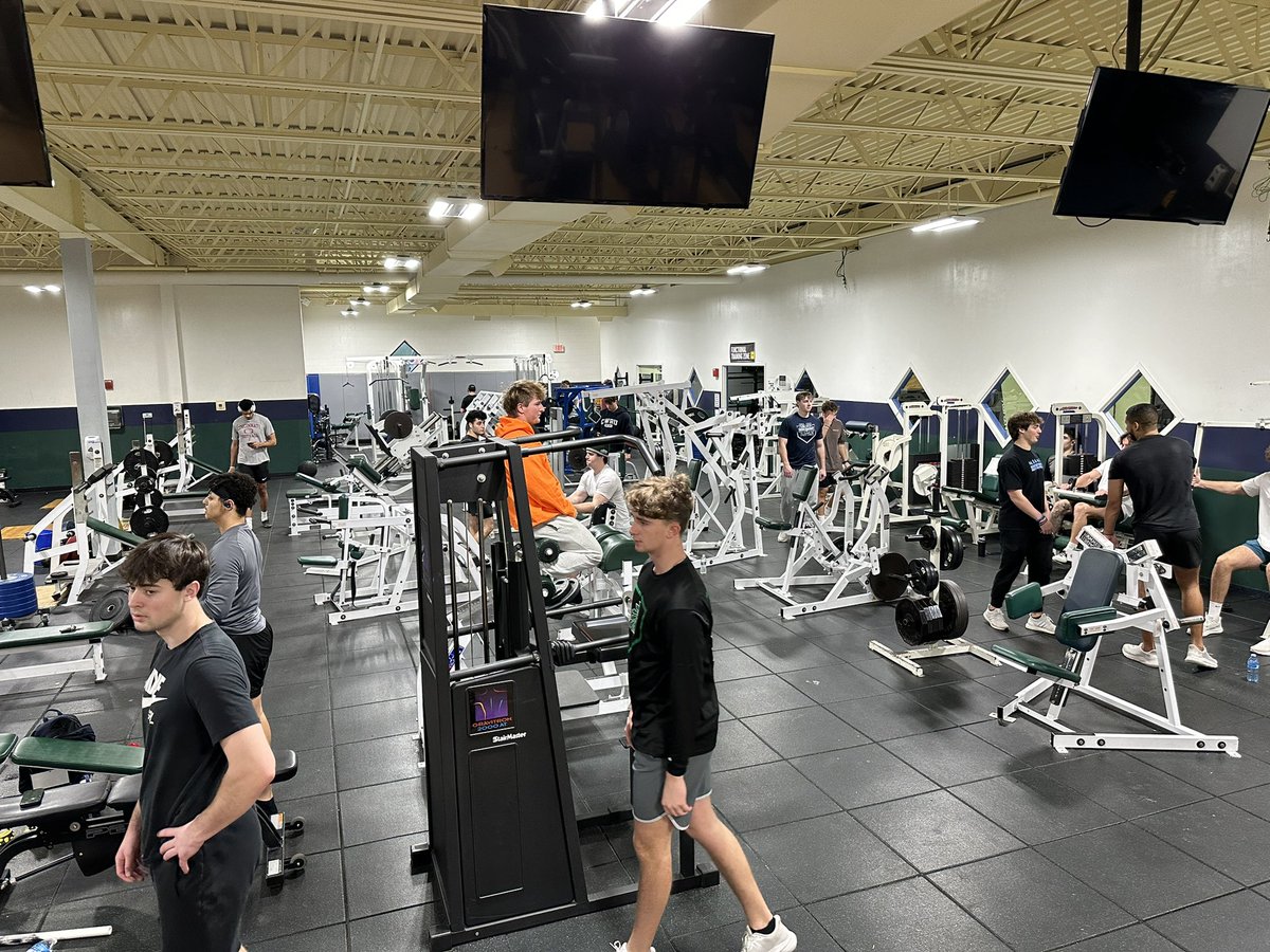 HurstBaseball's tweet photo. Better every week! Wrapping up week 2 of practice and an impressive week 1 of live! Boys are getting excited for the season! #hurstbaseball #team51 https://t.co/Jsh3teGO1O