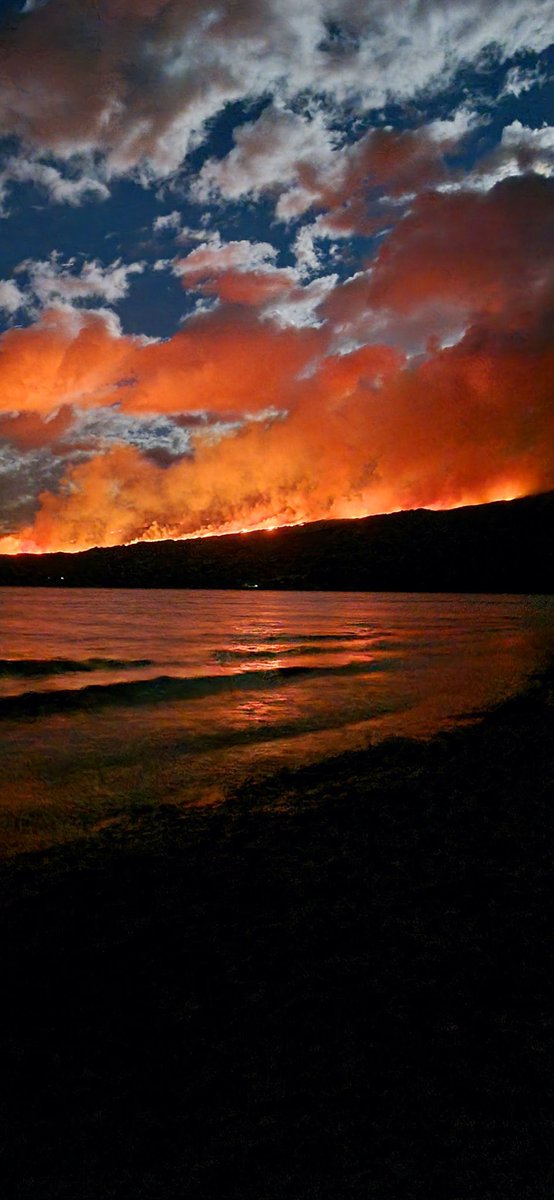 porqueTTarg's tweet photo. “Los Alerces”

Por el incendio intencional que ya afecta a decenas de hectáreas en el Parque Nacional Los Alerces. https://t.co/dhIGapgiNJ