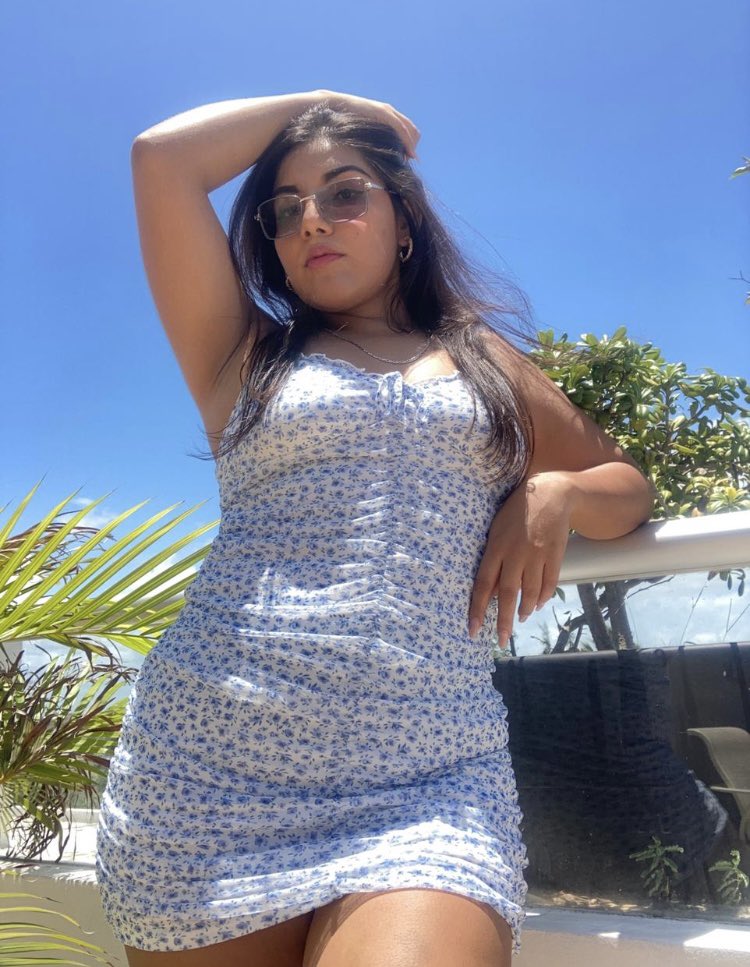 SBhna28ss's tweet photo. I’m just a girl 🌸 ✨🦋 https://t.co/gVa531SXk2